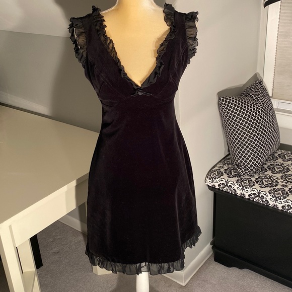 Moda International Dresses & Skirts - Moda International Velvet LBD